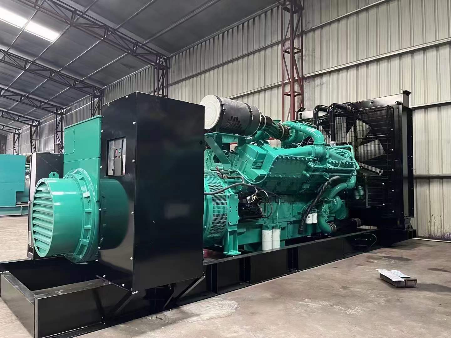 秭归如何降低 800kW 柴油发电机输出电流的波动？